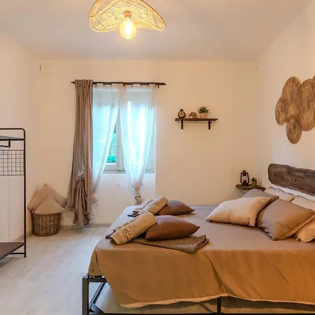 Mara By Interhome *